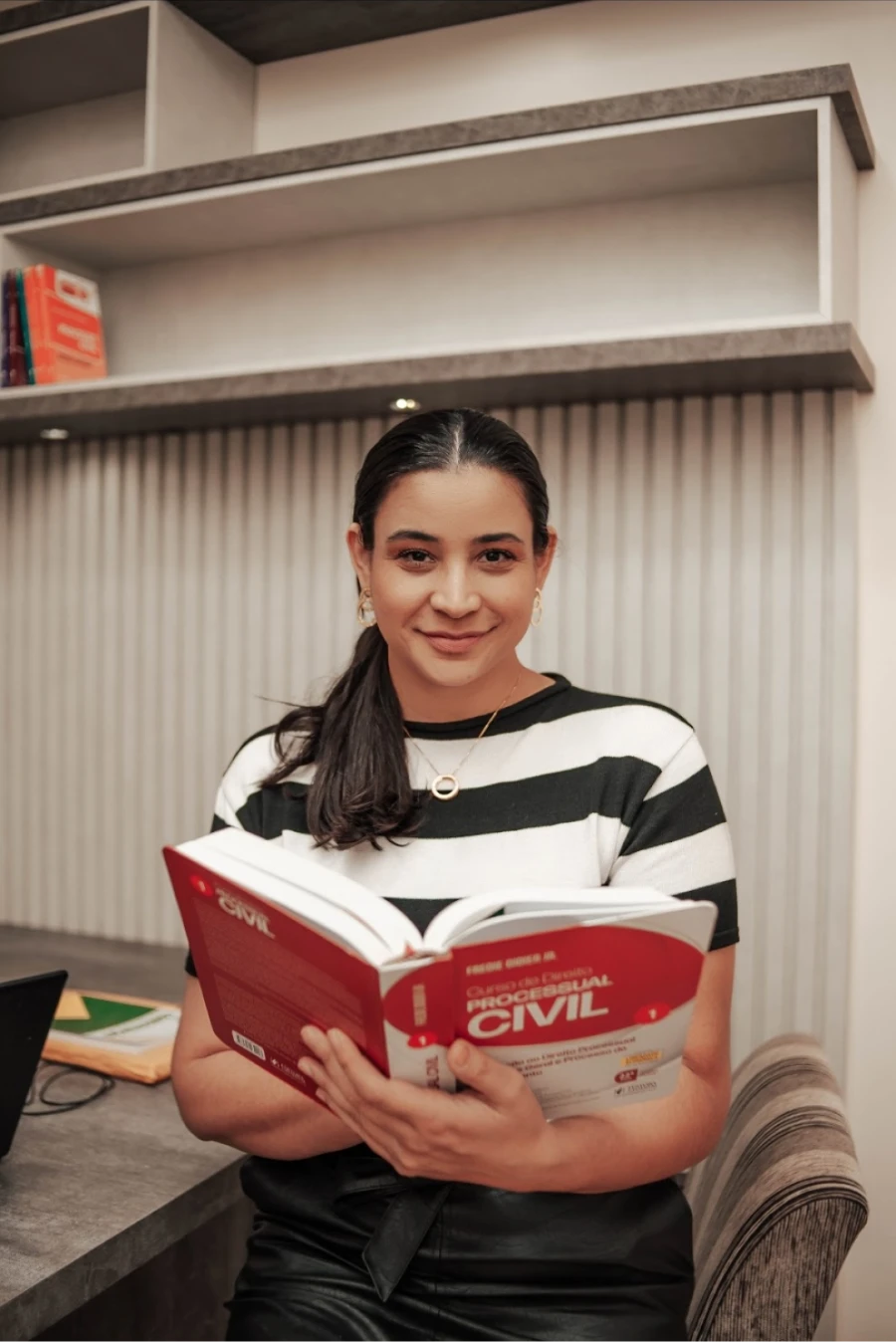 Claudia Velasc Advocacia - Advogados em Dourados Mato Grosso do Sul - Advogados em Dourados Para Direito de Família, Consumidor, Bancário e Penal